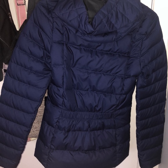 Nike puffer jacket - Picture 2 of 3